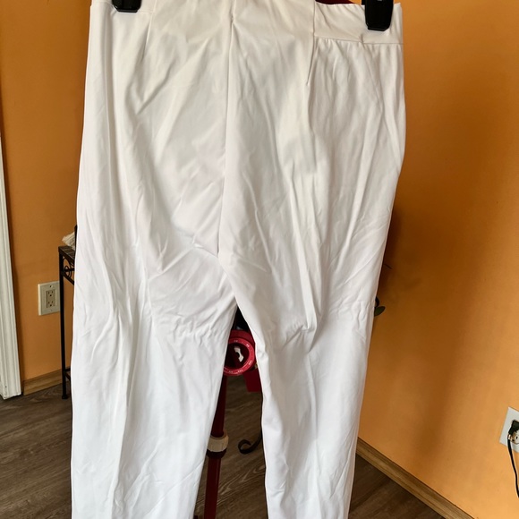 Casual style elastic white pants. Size L - Picture 5 of 5